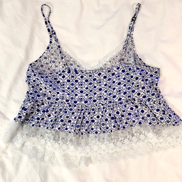 Summer Crop Tank from Garage - Picture 2 of 4